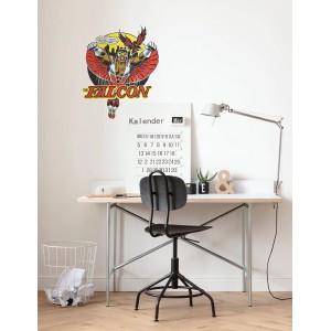 Wandtattoo Komar Deko-Sticker Falcon Classic, angebracht über einem Schreibtisch.