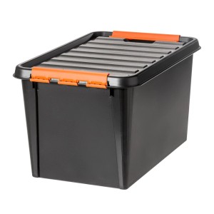 Schwarze SmartStore Aufbewahrungsbox Pro 49 l mit orangefarbenen Verschlüssen.