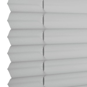 Graues Gardinia Dachfenster-Plissee 50,3x122cm mit Saugnäpfen für Rollos ohne Bohren.