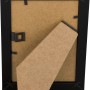 Rückseite eines schwarzen MDF-Bilderrahmens (10x15 cm) mit Aufsteller.