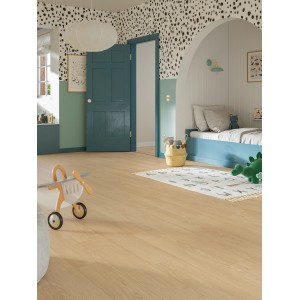 Verlegter Parador Vinylboden Modular One Eiche Artemis Natur im Kinderzimmer.