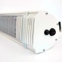Weißer VASNER Appino 20 Bluetooth Infrarot-Heizstrahler (2000 W) mit Schalter und Kühlrippen.