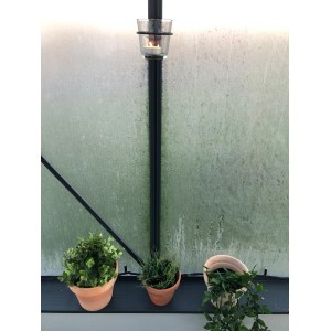 Juliana Teelichthalter Set zur Montage am Gewächshausprofil, schwarz mit Glas.