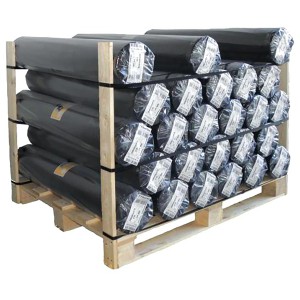 Palette mit Rollen Unkrautvlies Premium, schwarz, 50 m x 2 m. Schutz vor Unkraut im Garten.