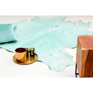 Kayoom Teppich Fly, lapisblau-silber, 120x190 cm. Kuhfell-Teppich aus Leder mit Deko.