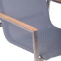 Detailansicht: Grauer Gartenstuhl Pavia mit Teakholz-Armlehne, 2er Set.