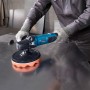 Bosch Professional GPO 11-180 S Polierer in Aktion auf Metalloberfläche.