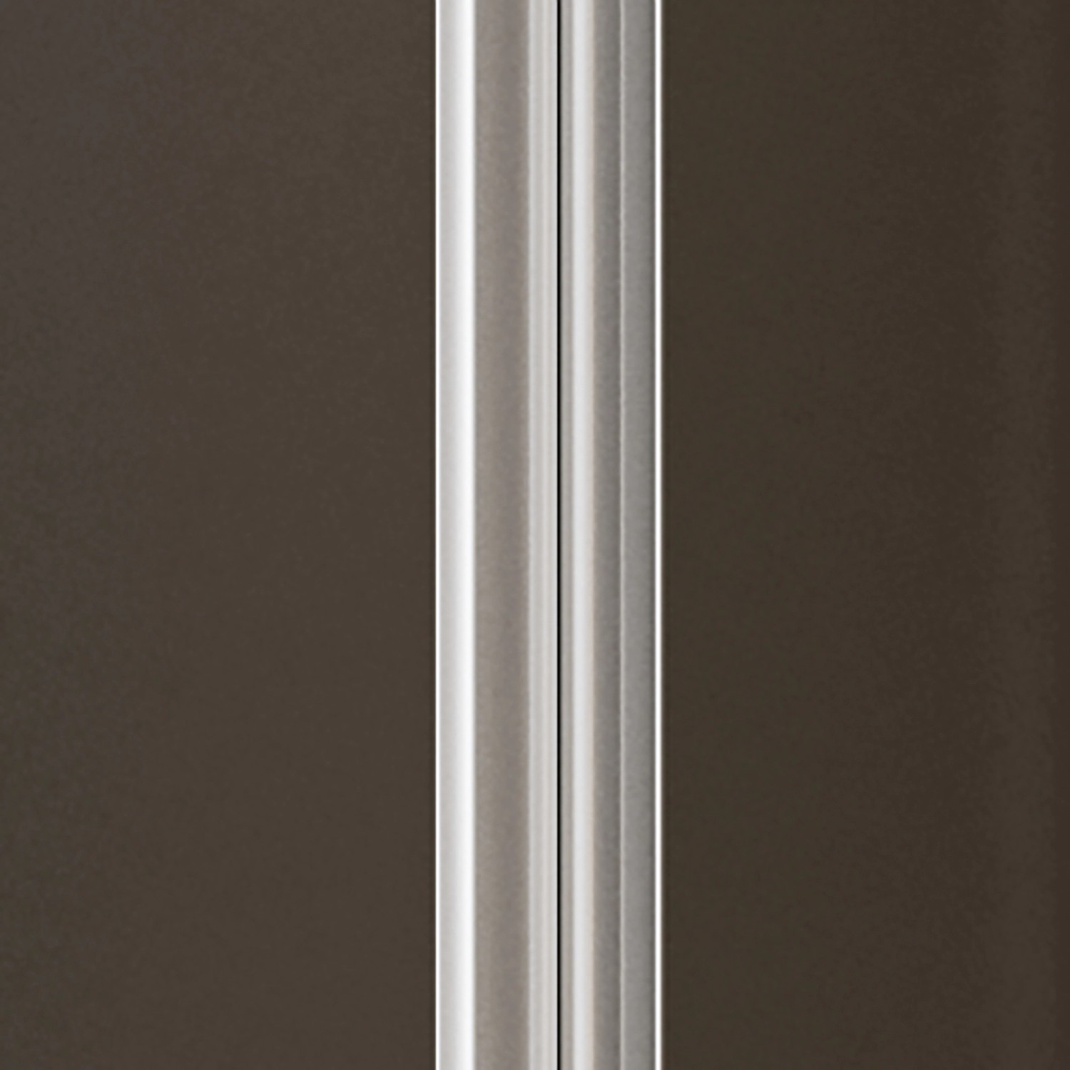 Detailaufnahme: Breuer Eckeinstieg Fara 4 Schiebetür, silber matt, Klarglas.