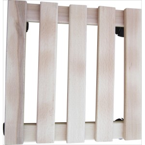 Eckiger Pflanzenroller aus Buchenholz, naturfarben und glatt, 30x30 cm.