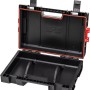 Offener, schwarzer Qbrick System Pro Werkzeugkoffer mit roter Dichtung. Leer.