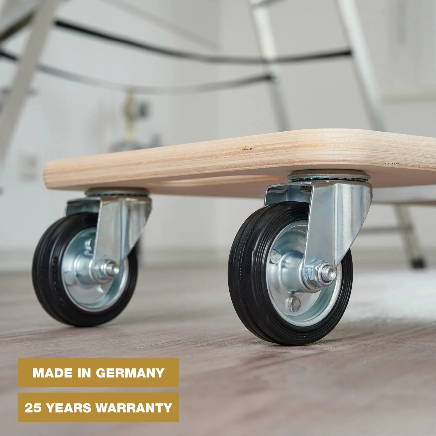 Wagner Transporthilfe mit Holzplatte und Rollen, Tragkraft 300 kg.