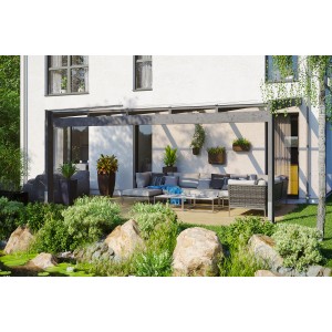 Skan Holz Terrassenüberdachung Novara, 557x309 cm, Schiefergrau mit Polycarbonat-Dach und Lounge-Möbeln.