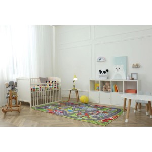 Multicolor Andiamo Kinderteppich Spielstraße 140x200 cm im Kinderzimmer.