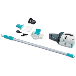 Intex Akku-Poolsauger mit Teleskopstange und Zubehör für die Poolreinigung.