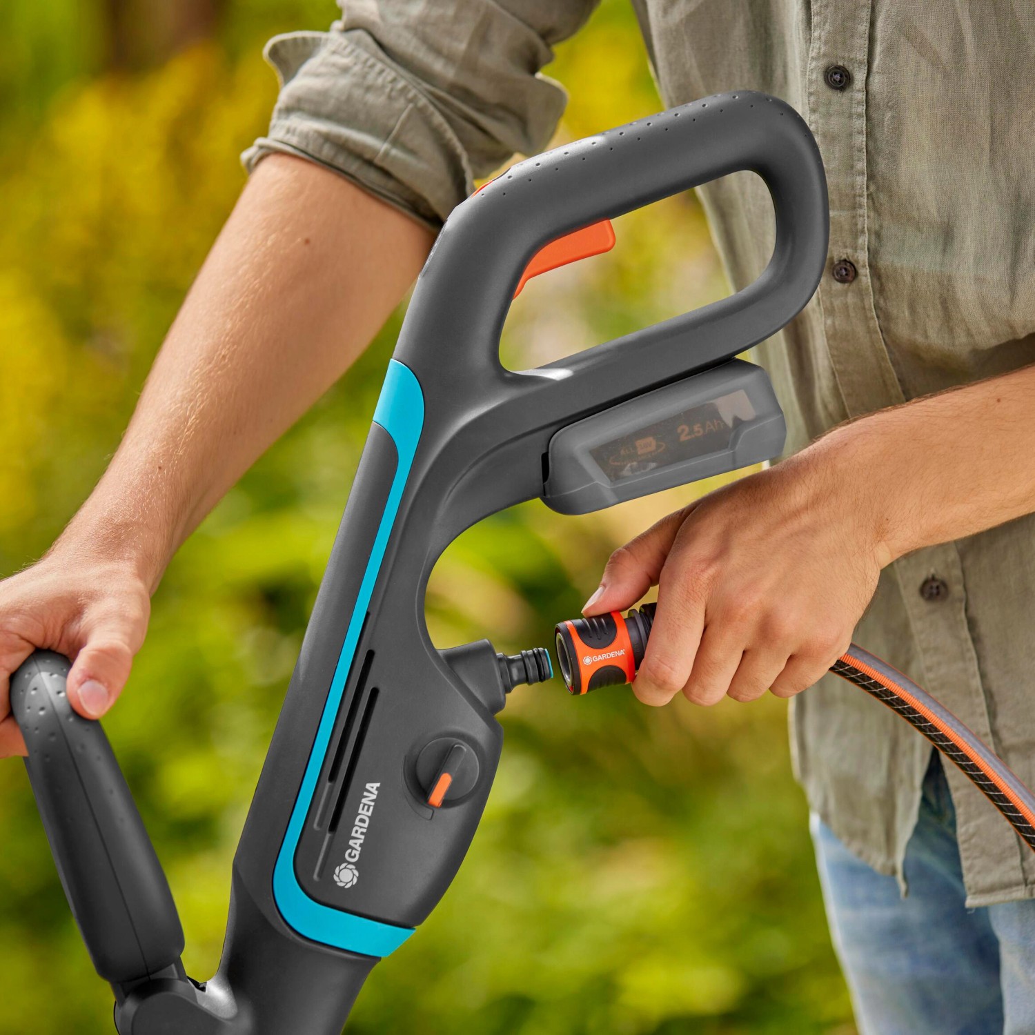 Gardena AkkuMultiReiniger AquaBrush Compact 03/18V Power For All Solo