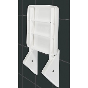 Wenko Duschklappsitz Secura Weiß, hochgeklappt an dunkler Wand. Platzsparende Badhilfe für mehr Sicherheit in der Dusche.