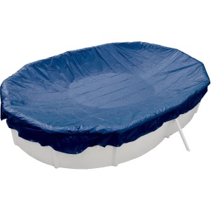 Blaues Steinbach Sommerabdeckplane für Ovalbecken (550x360cm) auf einem Pool.