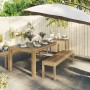 Rechteckiger Gartentisch Murrigal (100x40cm) mit Bänken und Sonnenschirm im Garten.
