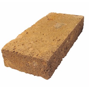 Scherf Tuffsteinstufe, 80x37x16cm, rotbrauner Vulkangestein für Garten- und Grundstückgestaltung.