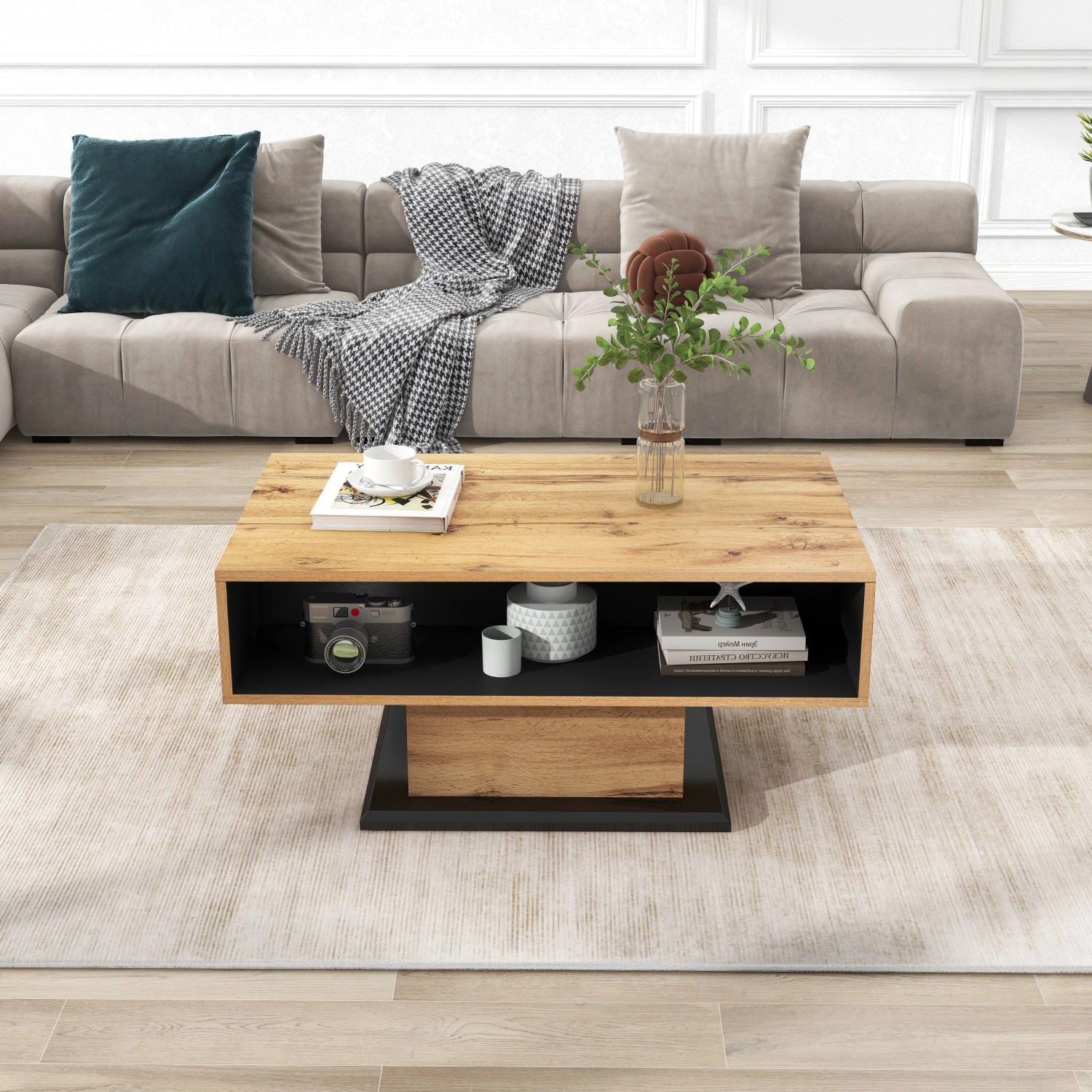 Moderner Couchtisch aus Naturholzmaserung, 100x60 cm, mit offenem Staufach. Ideal als Sofatisch im Wohnzimmer.