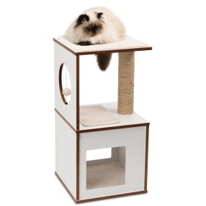 Weißer Vesper Kratzbaum Box Small mit Katze, Kratzstamm und Spielzeug.