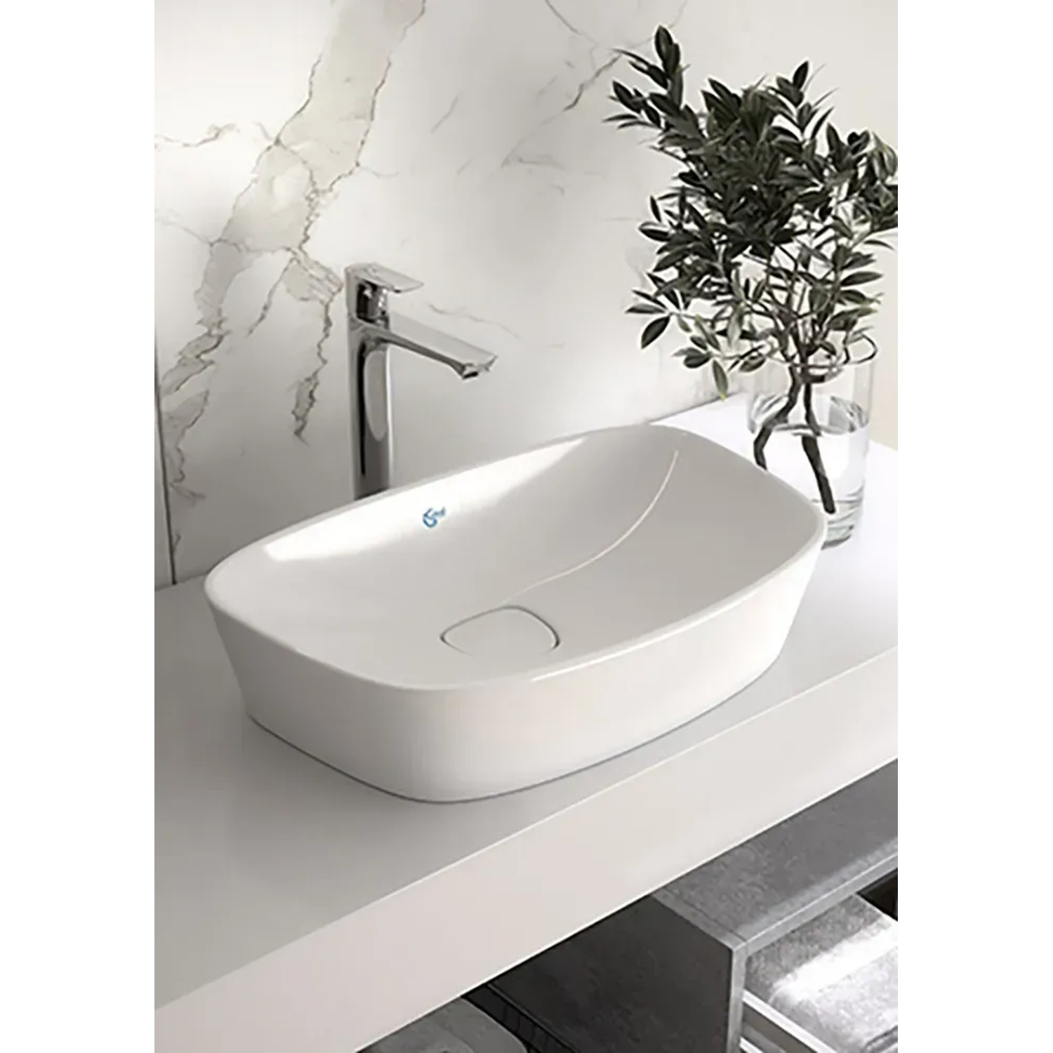 Ideal Standard Connect Air Waschtischarmatur mit verlängertem Sockel in Chrom.