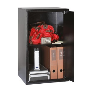 Offener, schwarzer Yale Tresor Value Safe XL (89 l) mit Wertsachen wie Tasche, Kamera und Dokumenten.
