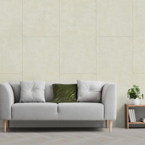 Helle Elfenbein Echtstein-Paneele Real Stone als Wandverkleidung. Große, rechteckige Naturstein-Optik für moderne Innenräume.