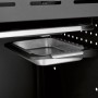 Detailaufnahme: Jamestown Gasgrill Kane mit Ablage für Zubehör.