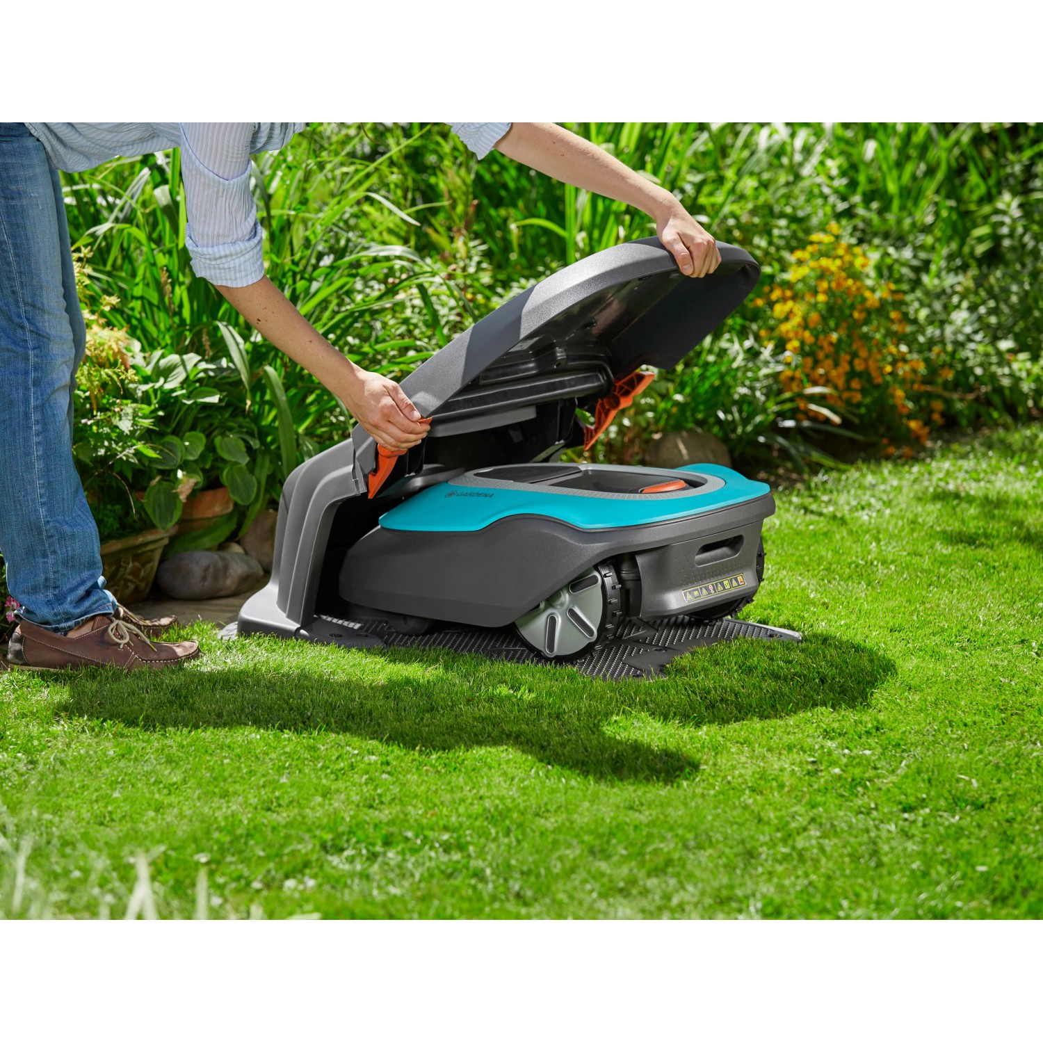 Gardena Garage Mähroboter Sileno und Sileno+/smart Sileno+ kaufen bei OBI