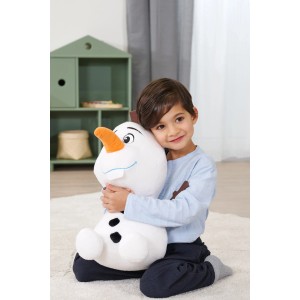 Kind umarmt Disney Plüschfigur Olaf (41 cm) in Weiß. Weihnachtsdekoration.