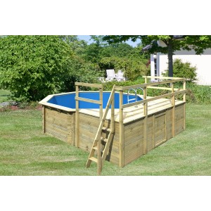 Karibu Holzpool Modell 2 D KDI mit Leiter und blauem Innenbecken im Garten.