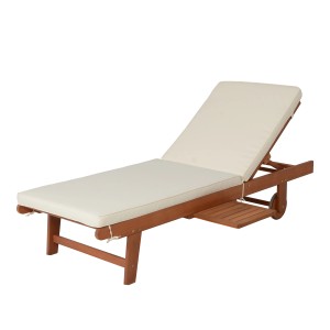 Sonnenliege San Diego von Garden Pleasure aus Eukalyptusholz mit beiger Auflage.