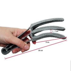 Graue Gardinia Reinigungsbürste (20 cm) für Jalousien, mit Mikrofaser-Schwamm.