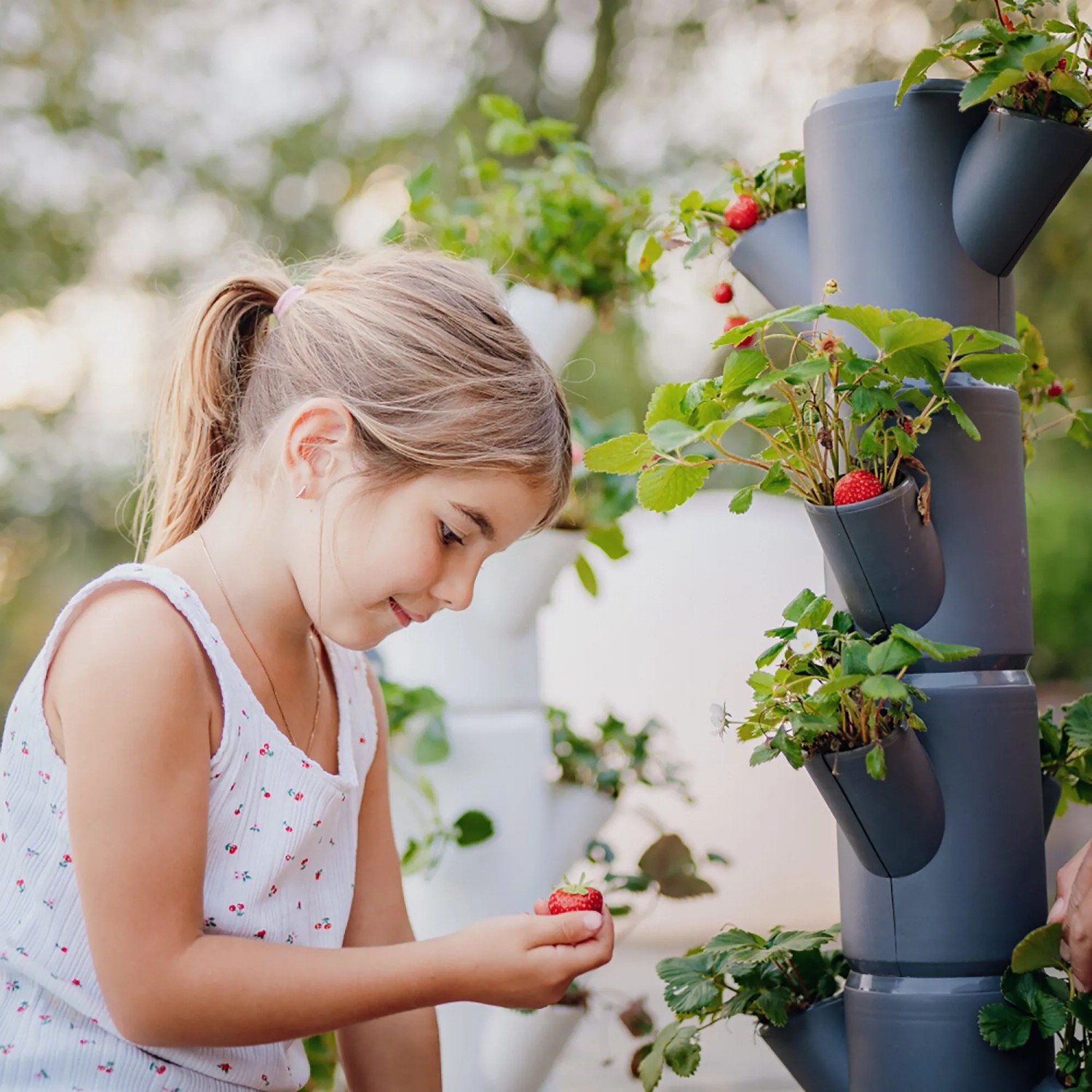 Erdbeeren Kruter Gemse Pflanzgef 4 Ebenen Erdbeerturm Stapelbar Mit  Rollen  Vertikaler Garten Pflanzturm Fr Balkon & Terrasse, Platzsparender  Kruterturm Fr Erdbeeren, Kruter & Gemse Indoor & Outdoor