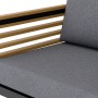 Detailansicht der Loungegruppe Folkston: Graue Kissen, Akazienholz und schwarzes Aluminium.