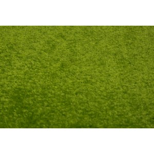 Detailaufnahme Teppichboden Denver hellgrün, Meterware. Weicher Velours in frischem Grün.