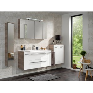 Fackelmann Bad-Hängeschrank Luxor Steinesche, 20 cm breit, im Badezimmer Ambiente.