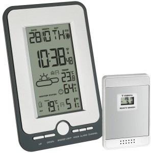 TFA Funk-Wetterstation Multi in Schwarz-Silber mit Außensensor zeigt Temperatur, Luftfeuchtigkeit und Wetterprognose.