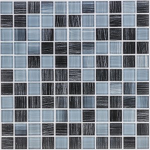 Mosaikmatte Glas Grau-Schwarz gestreift, 30x30 cm. Quadratische Glasmosaikfliesen für Wandgestaltung.