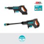 Gardena AquaClean 24/18V Akku-Mitteldruckreiniger (ohne Akku) mit Düsen und Lanzen.
