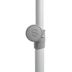 Detailaufnahme: Handöffner am Mast des grünen Suncomfort Marktschirms.
