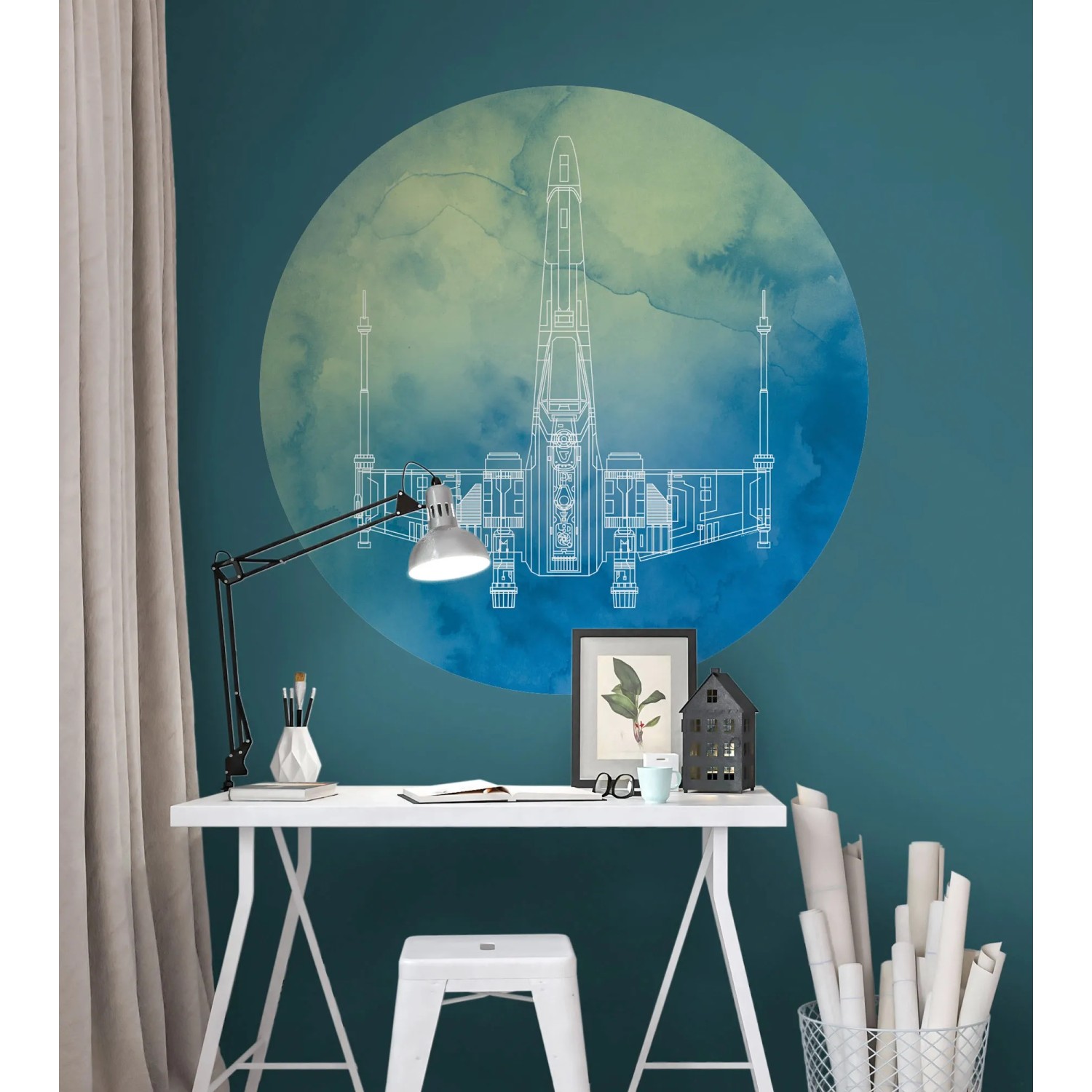 Selbstklebende Komar Vliesfototapete Dot Star Wars X-Wing (Ø 125 cm) im Arbeitszimmer.