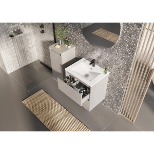 Maximus Bad-Hochschrank in Steingrau (35,2 cm) im modernen Badezimmer mit offenem Schubfach.