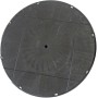 Schwarzer Bodenteller des GS Terrassen Stelzlagers (27-40 mm) mit Balkenaufnahme.