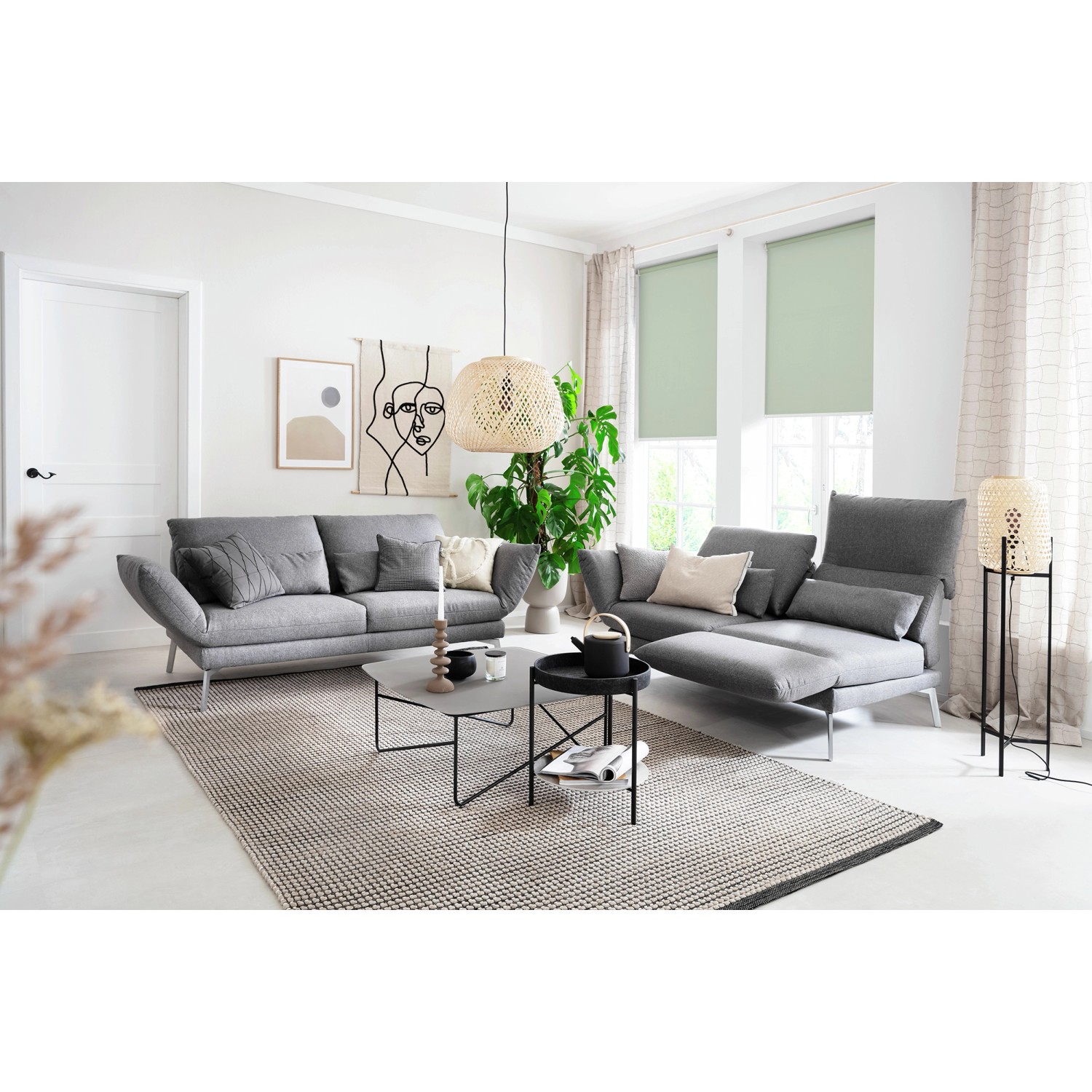 Grünes Schöner Wohnen Tageslicht-Rollo Tizia, 45x150cm, im modernen Wohnraum.