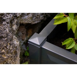 Rechteckiger, anthrazitfarbener KHW Pflanzkasten aus Kunststoff, ideal für Kübelpflanzen.