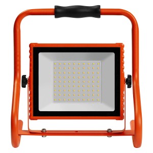 Osram Akku-LED-Baustrahler, 30W, orange, mit Tragegriff und schwenkbarem Leuchtenkopf.