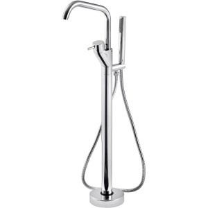 Freistehende Wannenarmatur mit Handbrause, verchromt.