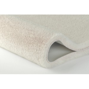 Beiger Badteppich Cony von Kleine Wolke, 55x65 cm, flauschiger Flor und rutschfeste Beschichtung.